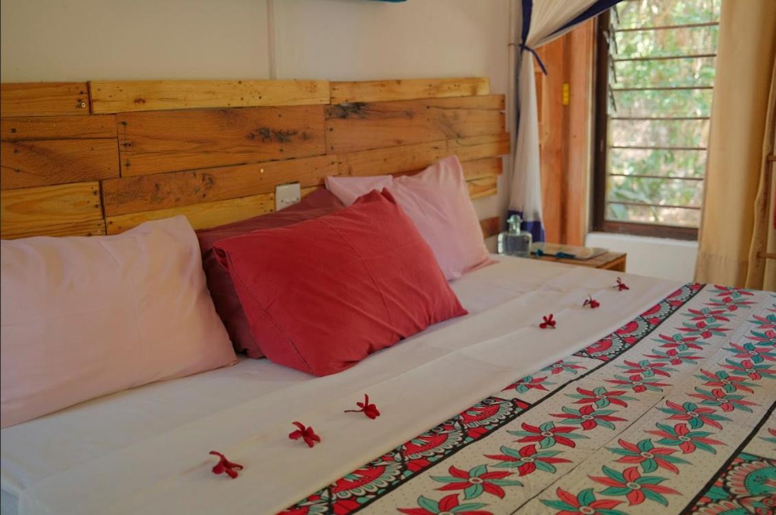 Salty'S Kitesurf Village Kilifi Ngoại thất bức ảnh