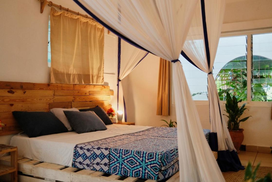 Salty'S Kitesurf Village Kilifi Ngoại thất bức ảnh