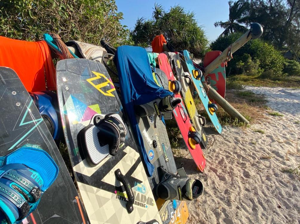 Salty'S Kitesurf Village Kilifi Ngoại thất bức ảnh