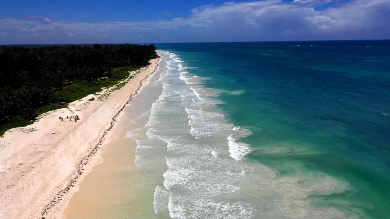 Salty'S Kitesurf Village Kilifi Ngoại thất bức ảnh