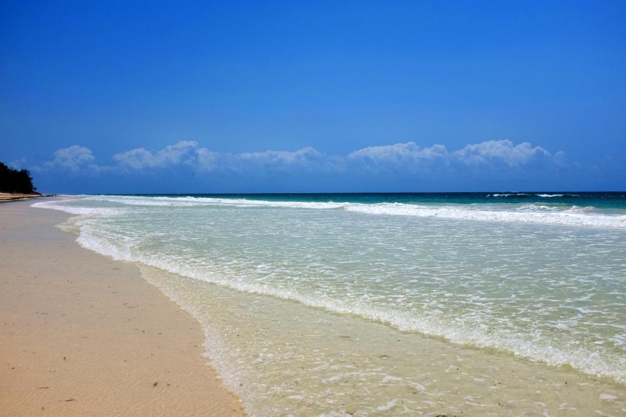 Salty'S Kitesurf Village Kilifi Ngoại thất bức ảnh